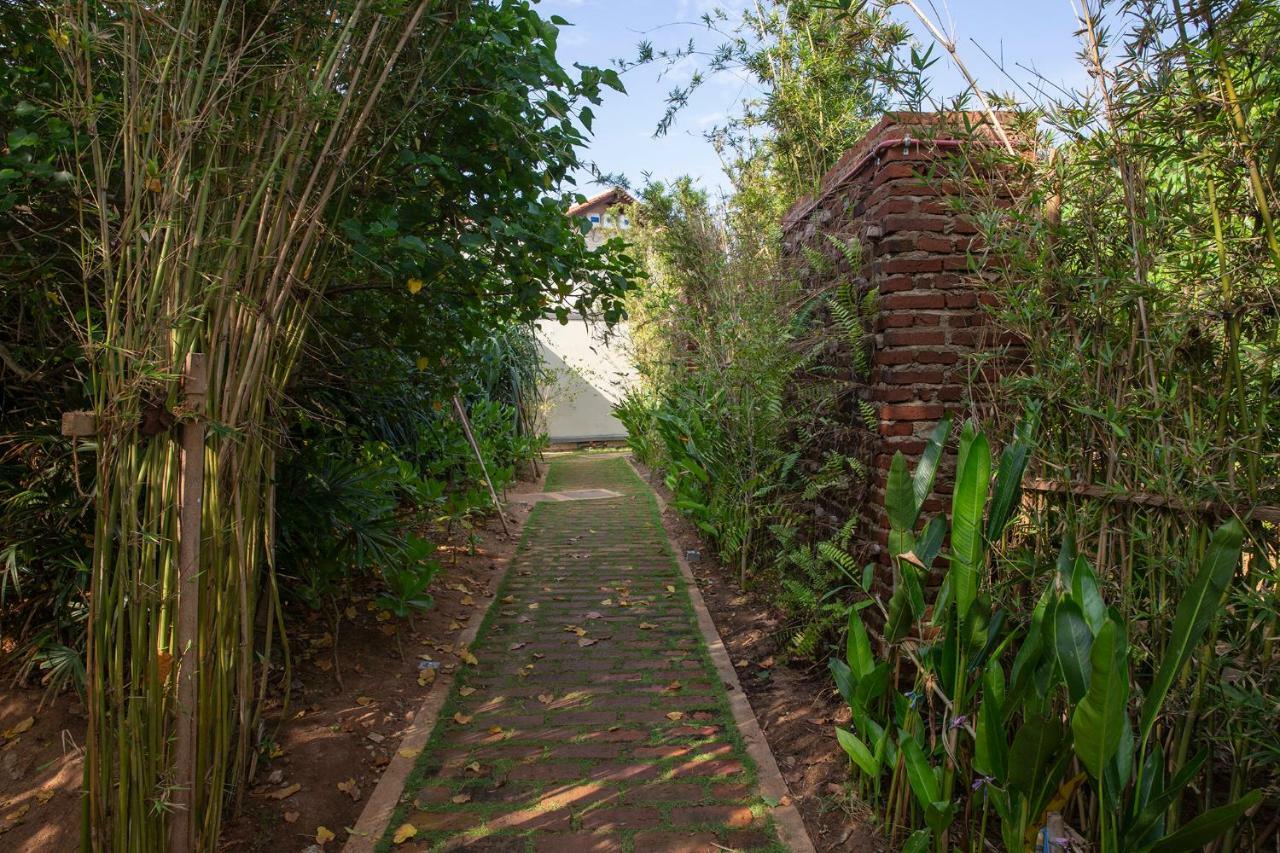 Ravana Garden Ambalantota Bagian luar foto